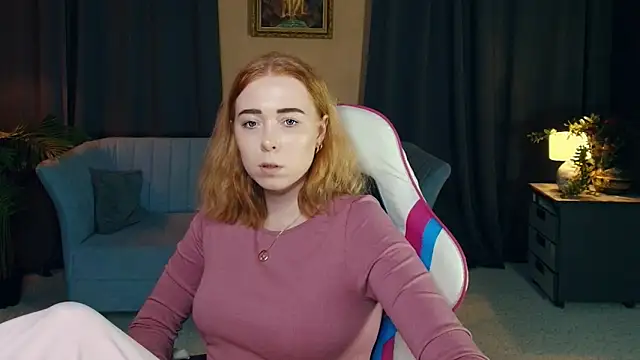 Snapshot of AddieOsler chatting on November 30, 2025, 8:20 pm AddieOsler online show from November 30, 2025, 8:20 pm