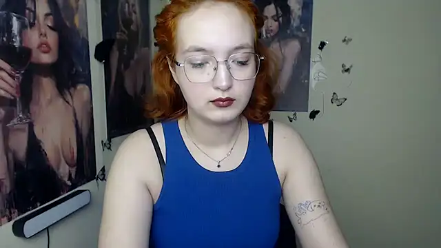 Snapshot of MissAriaa chatting on December 22, 2025, 1:11 pm MissAriaa online show from December 22, 2025, 1:11 pm