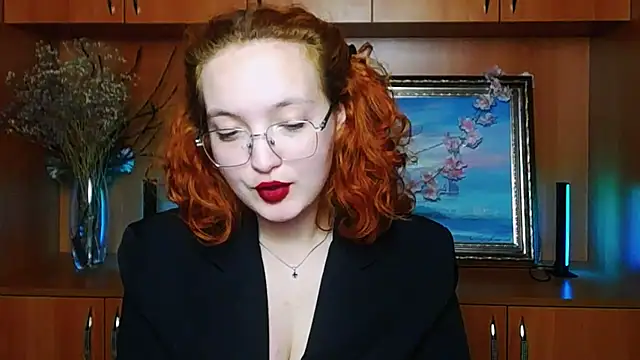 Snapshot of MissAriaa chatting on May 4, 2026, 10:34 pm MissAriaa online show from May 4, 2026, 10:34 pm