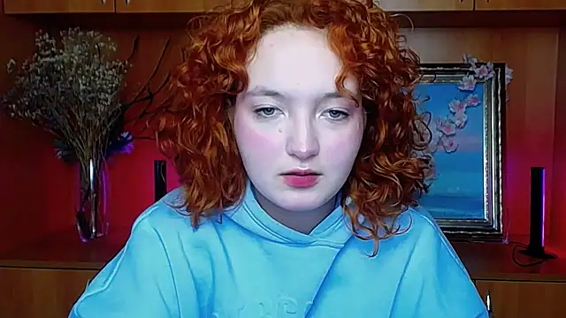 Snapshot of MissAriaa chatting on April 10, 2026, 12:01 pm MissAriaa online show from April 10, 2026, 12:01 pm