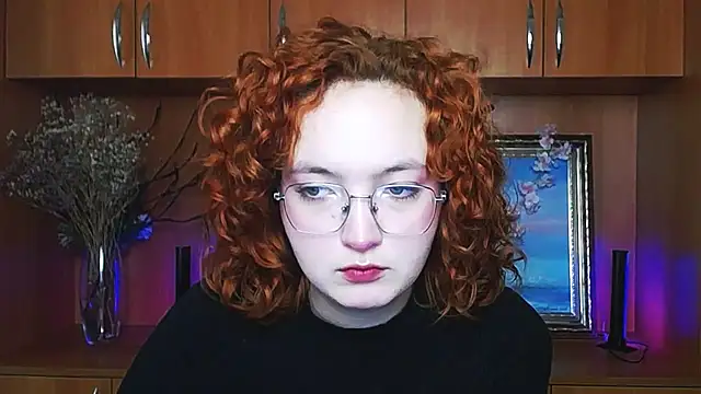 Snapshot of MissAriaa chatting on April 15, 2026, 6:19 am MissAriaa online show from April 15, 2026, 6:19 am