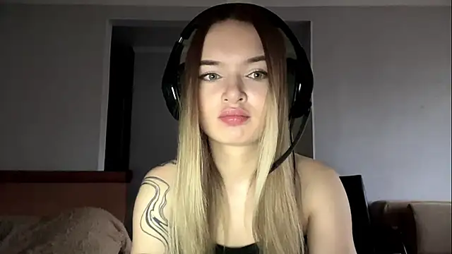 MargBialke online show from November 1, 2025, 10:53 am