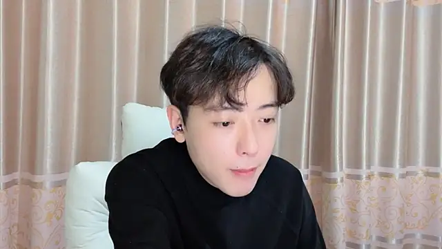 Snapshot of xiaoxiao1025 chatting on November 5, 2025, 12:41 pm xiaoxiao1025 online show from November 5, 2025, 12:41 pm