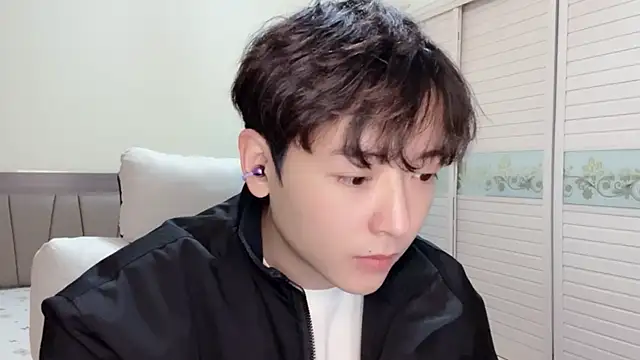 Snapshot of xiaoxiao1025 chatting on November 17, 2025, 12:31 pm xiaoxiao1025 online show from November 17, 2025, 12:31 pm