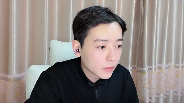 Snapshot of xiaoxiao1025 chatting on November 30, 2025, 2:18 pm xiaoxiao1025 online show from November 30, 2025, 2:18 pm