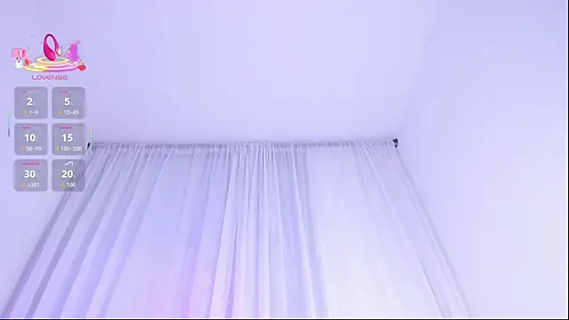 Snapshot of Leyacopper_ chatting on November 24, 2025, 11:27 pm Leyacopper online show from November 24, 2025, 11:27 pm