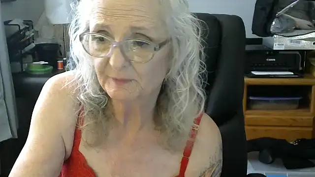 Snapshot of JoleneDelacroix chatting on November 14, 2025, 4:21 pm JoleneDelacroix online show from November 14, 2025, 4:21 pm