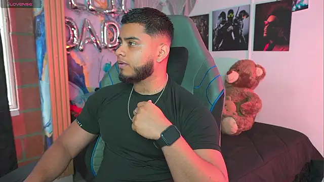 Tiler wolker online show from March 24, 2026, 9:04 pm