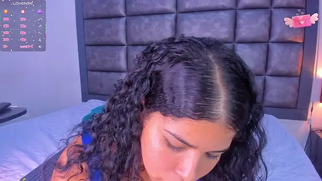 Sasha Picot17 online show from November 27, 2025, 3:07 am