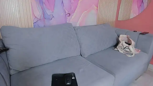 Snapshot of NhoanBrunette chatting on December 15, 2025, 12:55 pm NhoanBrunette online show from December 15, 2025, 12:55 pm