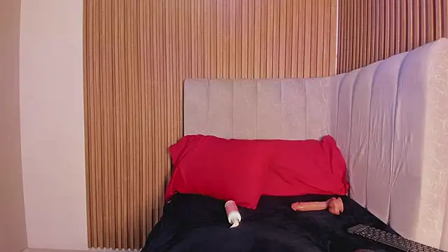 Snapshot of NhoanBrunette chatting on February 22, 2026, 2:19 pm NhoanBrunette online show from February 22, 2026, 2:19 pm