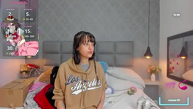 Luna Bella3 online show from February 24, 2026, 11:22 am