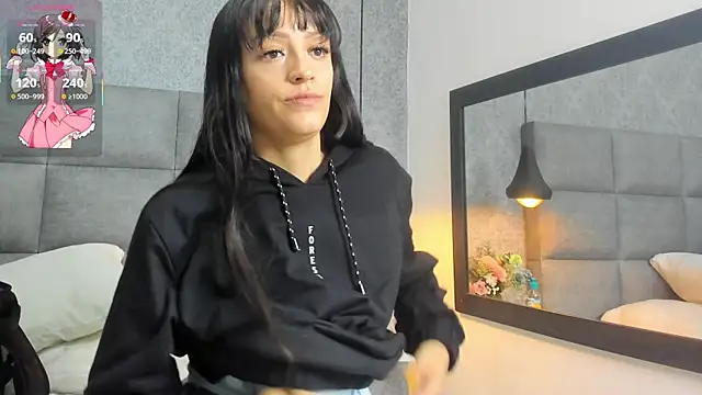 Snapshot of Luna_Bella3 chatting on November 14, 2025, 11:14 am Luna Bella3 online show from November 14, 2025, 11:14 am