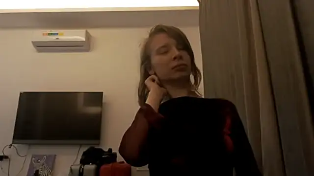 Snapshot of MargaretFairy chatting on November 14, 2025, 5:38 pm MargaretFairy online show from November 14, 2025, 5:38 pm