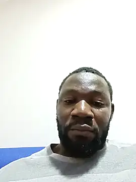 Snapshot of shoodly99 chatting on February 16, 2026, 2:43 am shoodly99 online show from February 16, 2026, 2:43 am