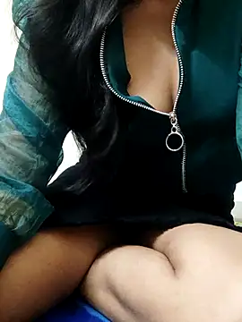 Snapshot of SexyBonitaaa chatting on November 28, 2025, 7:14 pm SexyBonitaaa online show from November 28, 2025, 7:14 pm
