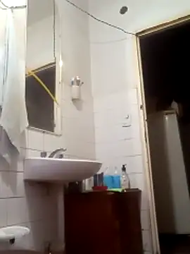 Snapshot of PROHVEL chatting on October 31, 2025, 11:51 am PROHVEL online show from October 31, 2025, 11:51 am