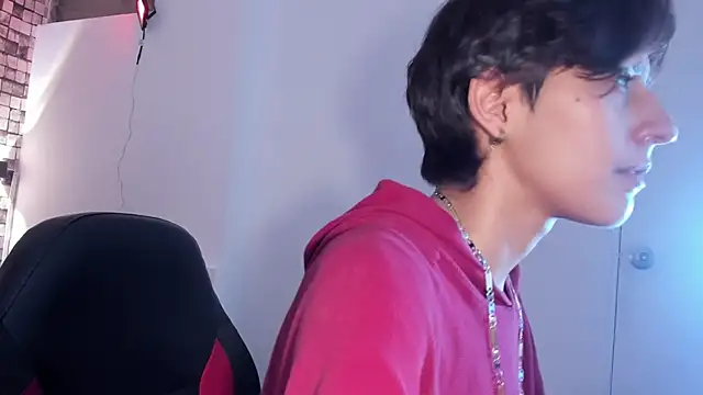 Snapshot of Ghost__Girl_ chatting on December 2, 2025, 1:50 am Ghost Girl online show from December 2, 2025, 1:50 am