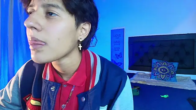 Snapshot of Ghost__Girl_ chatting on November 11, 2025, 1:44 am Ghost Girl online show from November 11, 2025, 1:44 am