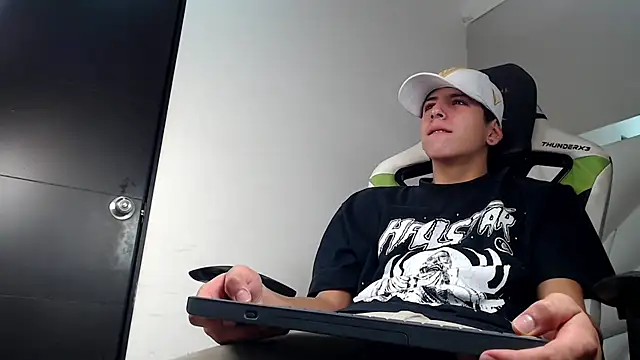 Cash G  online show from November 21, 2025, 8:30 pm