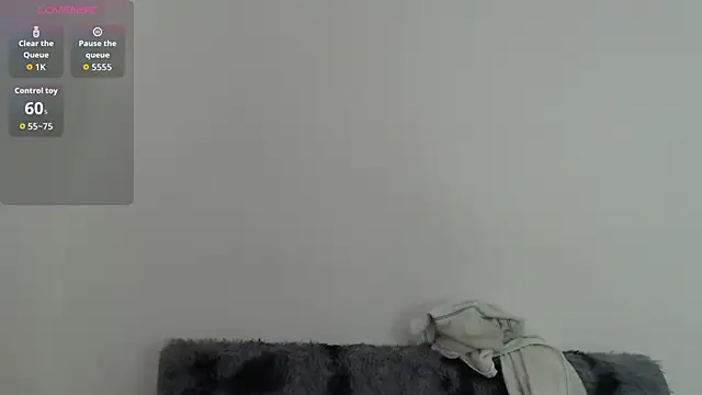 Snapshot of Mia_fox29 chatting on November 7, 2025, 10:42 am Mia fox29 online show from November 7, 2025, 10:42 am