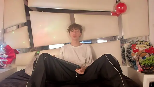 Snapshot of Genesis_ask chatting on December 23, 2025, 4:01 am Genesis ask online show from December 23, 2025, 4:01 am