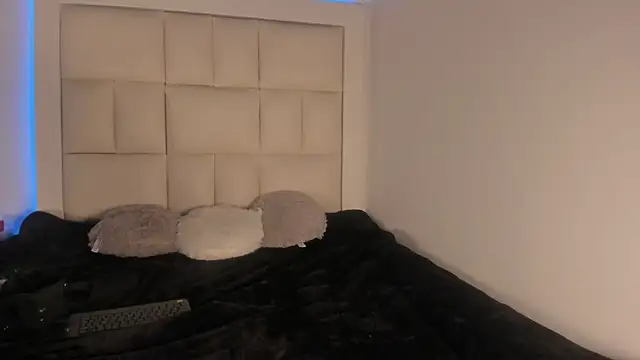 Snapshot of Genesis_ask chatting on December 19, 2025, 4:49 am Genesis ask online show from December 19, 2025, 4:49 am