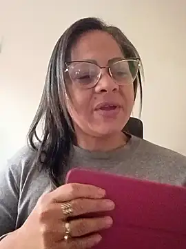 Snapshot of Angie_milf50 chatting on December 22, 2025, 1:44 pm Angie milf50 online show from December 22, 2025, 1:44 pm