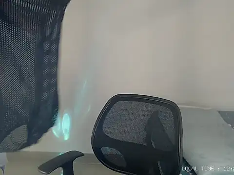 Snapshot of Sett_01 chatting on November 8, 2025, 5:22 am Sett 01 online show from November 8, 2025, 5:22 am