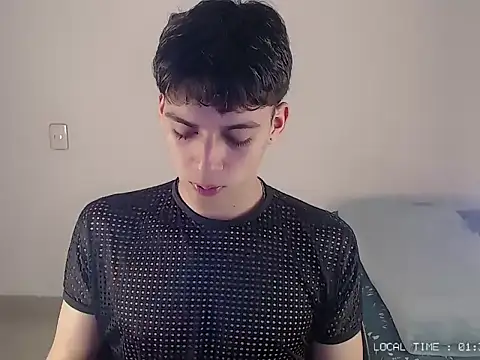 Snapshot of Sett_01 chatting on November 12, 2025, 6:39 am Sett 01 online show from November 12, 2025, 6:39 am