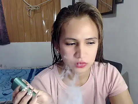 Snapshot of prettysam9 chatting on April 22, 2026, 5:14 am prettysam9 online show from April 22, 2026, 5:14 am