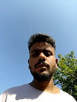 Snapshot of devil_boy_0909 chatting on November 6, 2025, 4:38 am devil boy 0909 online show from November 6, 2025, 4:38 am