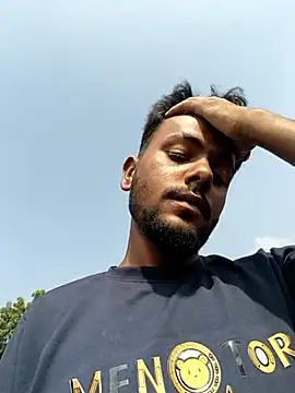 Snapshot of devil_boy_0909 chatting on November 27, 2025, 6:47 am devil boy 0909 online show from November 27, 2025, 6:47 am