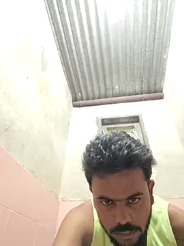 Snapshot of devil_boy_0909 chatting on October 31, 2025, 2:19 am devil boy 0909 online show from October 31, 2025, 2:19 am