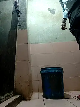 Snapshot of devil_boy_0909 chatting on January 14, 2026, 3:10 am devil boy 0909 online show from January 14, 2026, 3:10 am