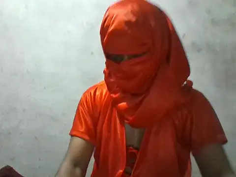 Snapshot of yourmaleslave143@xh chatting on October 28, 2025, 7:02 pm yourmaleslave143xh online show from October 28, 2025, 7:02 pm