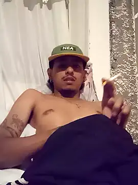 SkinniYamo online show from March 18, 2026, 3:42 am