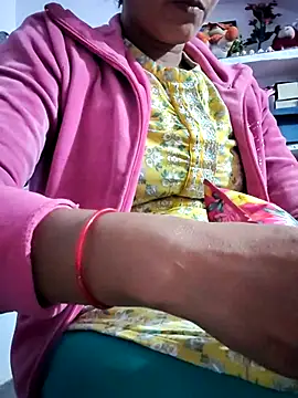 Hot-Rubyy online show from February 22, 2026, 5:47 pm