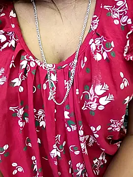 Snapshot of Sexy-suhana- chatting on February 1, 2026, 12:47 pm Sexy-suhana- online show from February 1, 2026, 12:47 pm