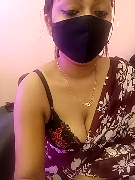 menaxi-baby7 online show from February 23, 2026, 12:50 pm