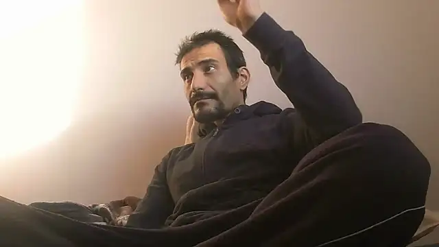 Snapshot of Ash59055 chatting on November 18, 2025, 7:33 am Ash59055 online show from November 18, 2025, 7:33 am