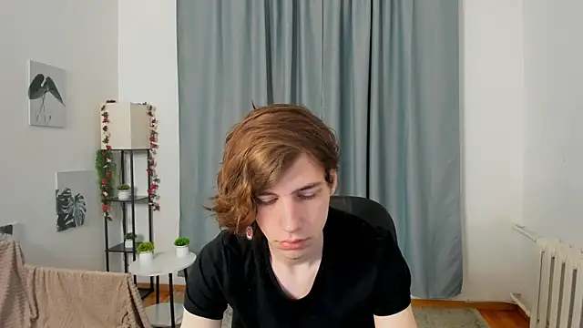 AvenGlow online show from December 14, 2025, 5:24 am