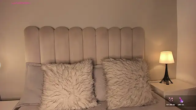 Melanie hillz online show from March 14, 2026, 7:09 pm