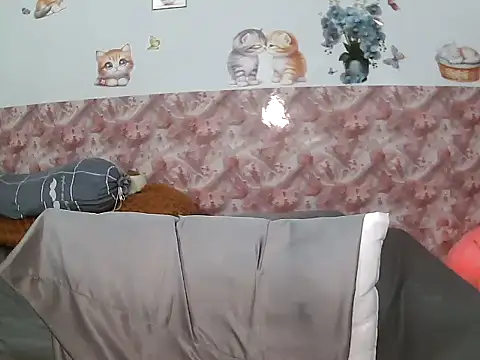 zubu 202 online show from December 14, 2025, 1:49 pm