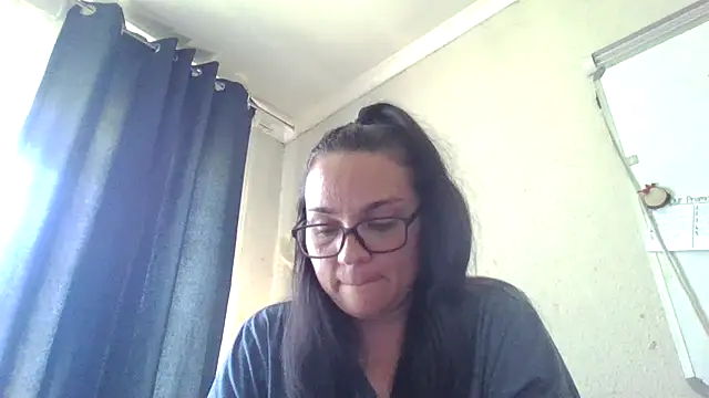 Snapshot of lilMissMarli chatting on March 10, 2026, 9:46 am lilMissMarli online show from March 10, 2026, 9:46 am