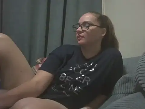 lilMissMarli online show from November 26, 2025, 6:13 am