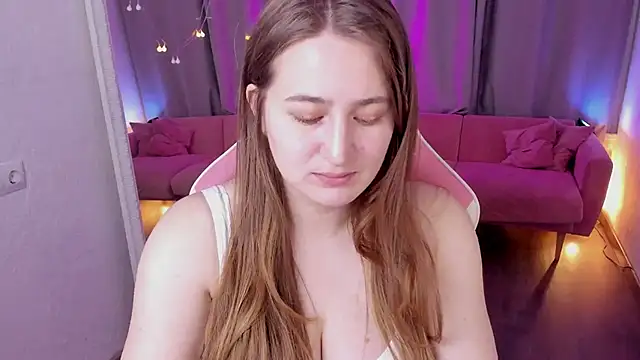 Sofi Mell online show from November 25, 2025, 12:38 pm