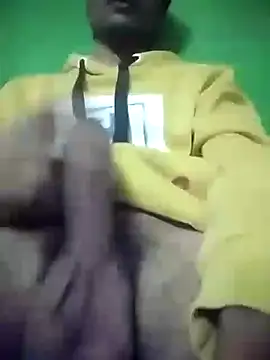 Snapshot of Luckysucks chatting on October 30, 2025, 7:22 pm Luckysucks online show from October 30, 2025, 7:22 pm