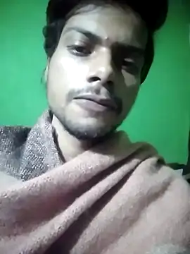 Snapshot of Luckysucks chatting on November 10, 2025, 4:23 pm Luckysucks online show from November 10, 2025, 4:23 pm