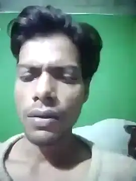 Snapshot of Luckysucks chatting on November 2, 2025, 6:02 pm Luckysucks online show from November 2, 2025, 6:02 pm